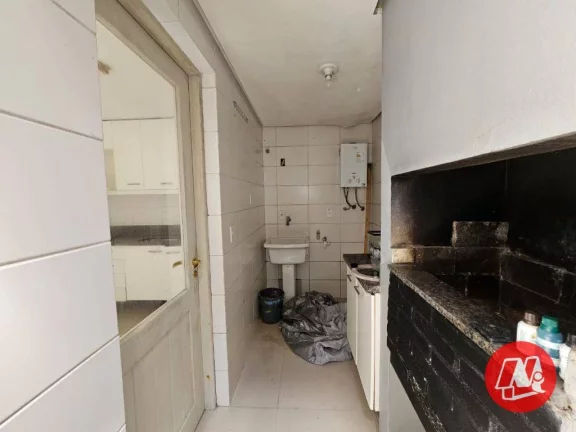 Imagem Sobrado com 3 dormitórios à venda, 100 m² por R$ 300.000,00 - Santa Tereza - Porto Alegre/RS