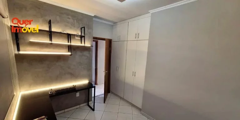 Imagem Apartamento à venda no Jardim Botânico em Ribeirão Preto-SP: 2 quartos, 1 suíte, 2 banheiros, 1 vaga de garagem, 60,00 m². Quer Imóvel Negócios Imobiliários.