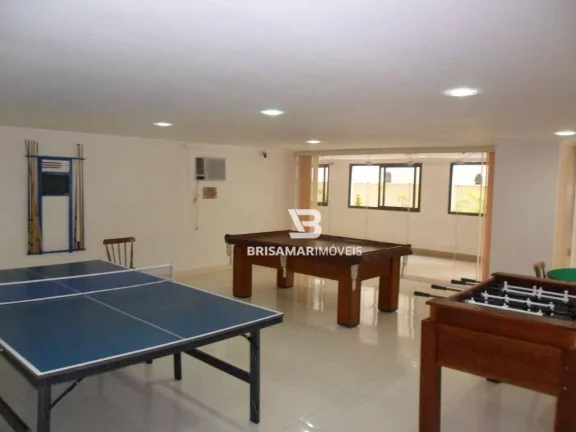 Imagem PITANGUEIRAS – NA SEGUNDA QUADRA DA PRAIA, LOCAL NOBRE, VISTINHA PARA O MAR, 87 M² ÚTEIS, LOCALIZAÇÃO PRIVILEGIADA, 02 VAGAS DE GARAGEM, ÁREA DE LAZER