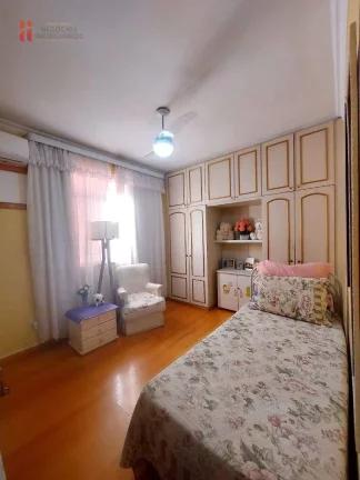 Imagem Casa de condomínio com 3 quartos à venda, 350 m² por R$ 2.800.000 - Jardim Vinte e Cinco de Agosto - Duque de Caxias/RJ