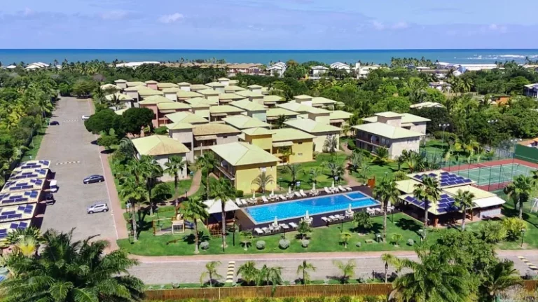 Imagem A 5ª Avenida Imóveis selecionou esse belíssimo apartamento 3/4, suite, porteira fechada no Condomínio Quinta Das Lagoas Reserva, Itacimirim: 970 mil