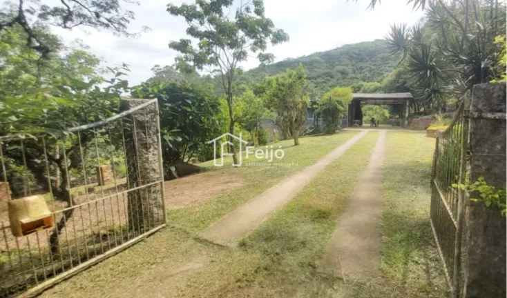 Imagem Lindo Sítio com Casa de 2 dormitórios e suíte - Zona Sul - Bairro Lageado.
