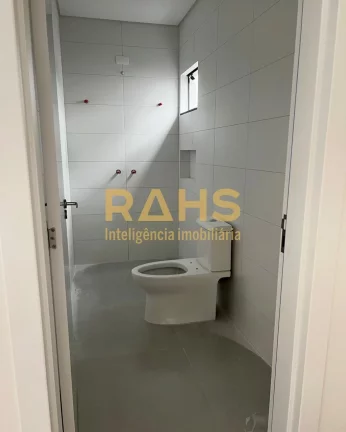 Imagem Se você está procurando localização, bairro nobre, comodidade, esse Sobrado é a opção certa! ...