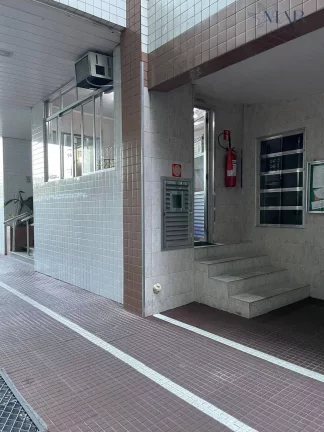 Imagem Apartamento com 2 Quartos para Alugar, 90 m² em José Menino - Santos