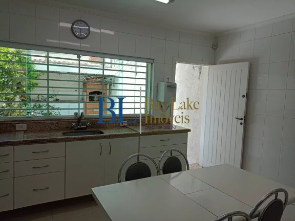 Imagem Casa ampla com espaço gourmet retrátil, 2 suítes+ 4 vagas + 6 banheiros
