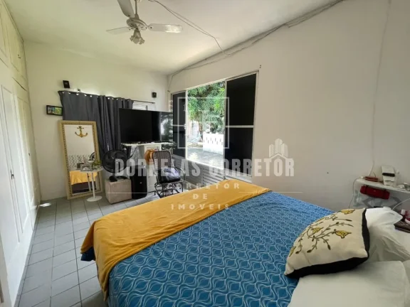 Imagem CASA AMPLA COM ÁREA GOURMET, PISCINA E CASA EXTRA