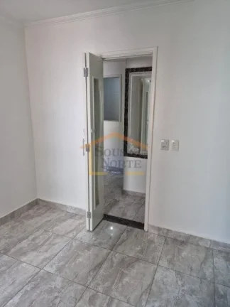 Imagem Apartamento 2 dormitórios, sala 2 ambientes, sacada, cozinha com armários, área de serviço, banh...