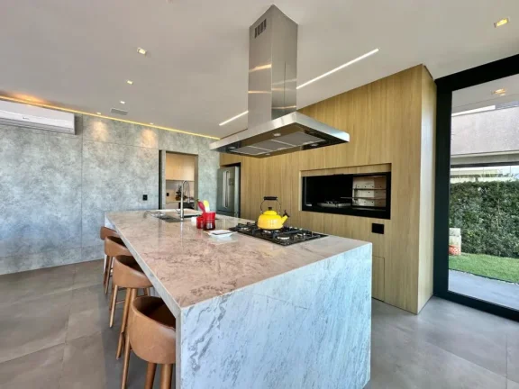 Imagem Casa em Condominio 5 Dormitórios - Bairro xangri-la