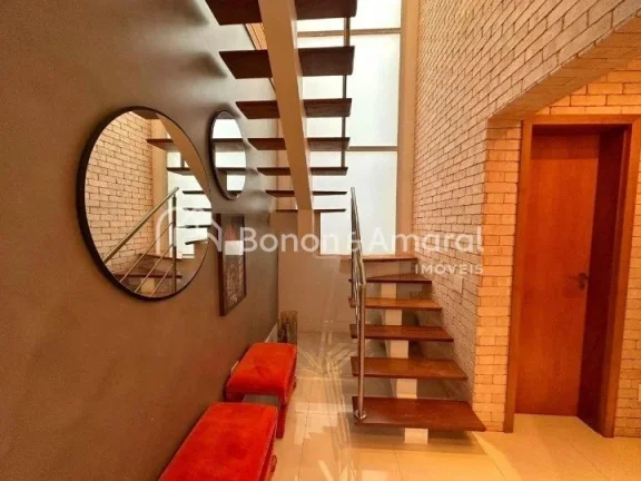 Imagem Seja bem-vindo ao seu futuro lar! Esta deslumbrante casa em condomínio, com 189m² de área de cons...