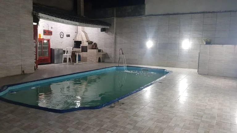Imagem Casa para Venda em Praia Grande, Maracanã, 4 dormitórios, 4 suítes, 1 banheiro, 8 vagas