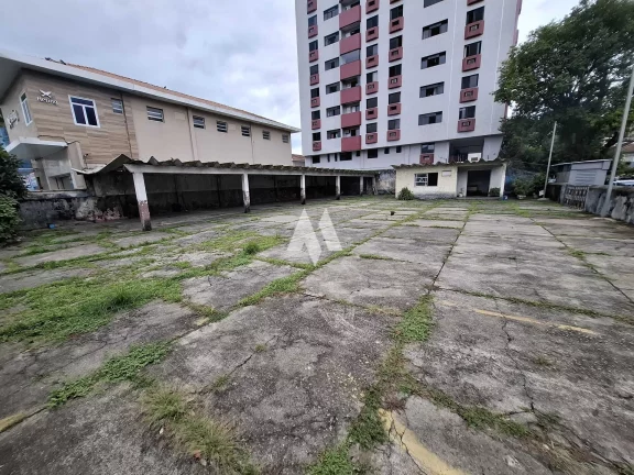 Imagem Terreno para alugar no bairro Embaré - Santos/SP