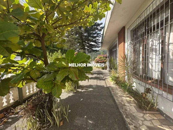 Imagem Casa á venda com 3 dormitórios localizada em Blumenau - SC