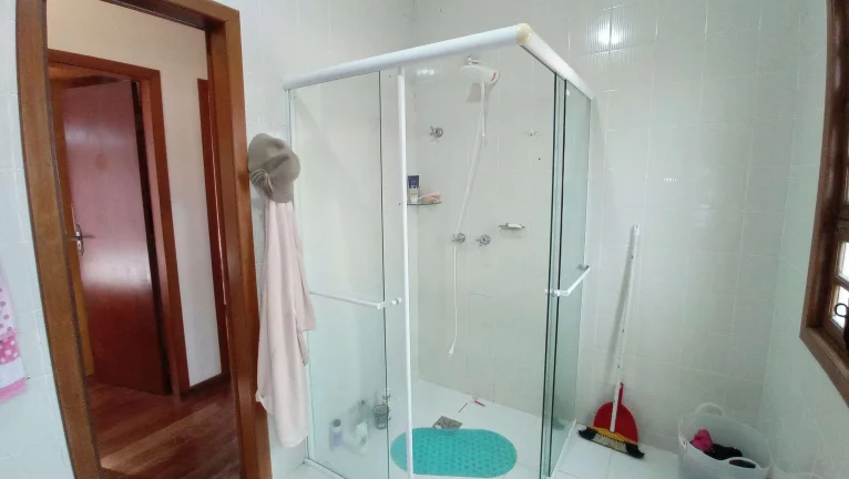 Imagem Casa com 4 Dormitórios à Venda, Área de 316 m2, Piscina, Edícula e Anexo - Santa Mônica, Florianópolis/SC
