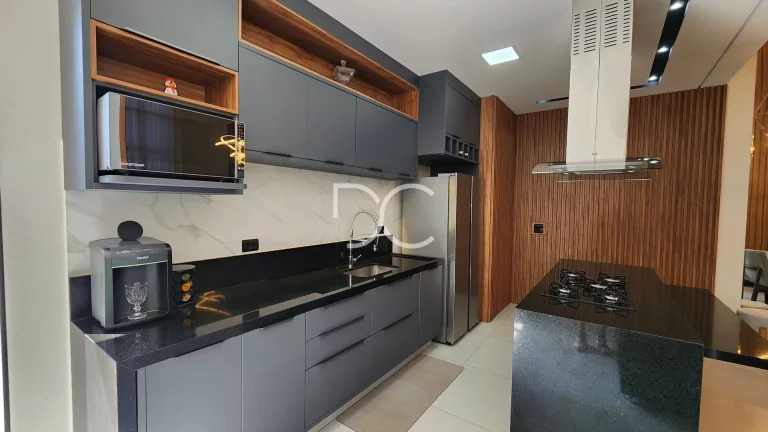 Imagem Ibiti Reserva - Casa Térrea AC 164m² | AT 250 m² | 3 Dorm | 3 Ban | 4 Vagas | Piscina | Fotovoltaica