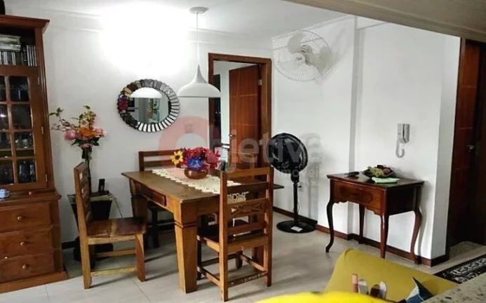 Imagem Apartamento com 1 dormitório à venda, 65 m² por R$ 430.000,00 - Jardim Flamboyant - Cabo Frio/RJ