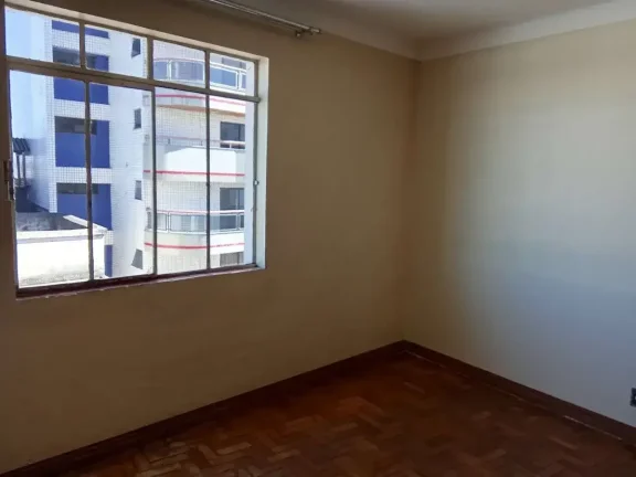 Imagem Apartamento para alugar em Barbacena, Centro, com 4 quartos