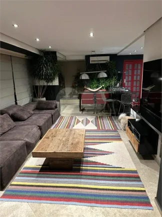 Imagem Cobertura à venda com 3 quartos, sendo 1 suíte, no condomínio Wimbledon Park, São Paulo - SP