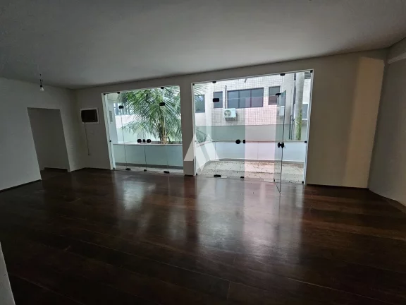 Imagem Casa à venda com 3 dormitórios, Lazer Embaré de Santos/SP