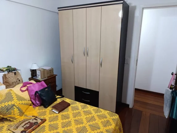 Imagem Vendo Lindo Apartamento de 2 quartos e elevador no Paissandu