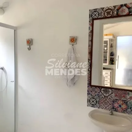 Imagem Excelente casa 280 m² com piscina no condomínio Vivendas do Lago