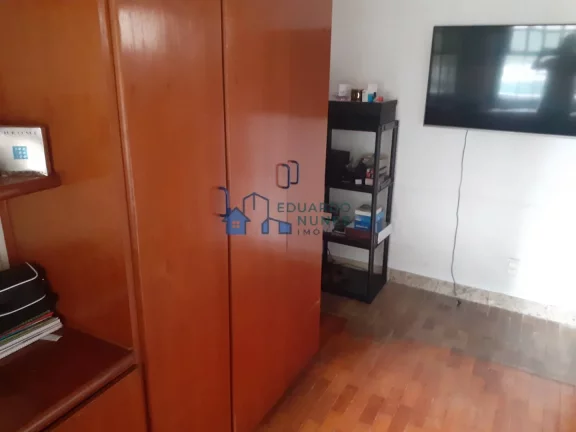Imagem Casa em ótima localização no Carmo!