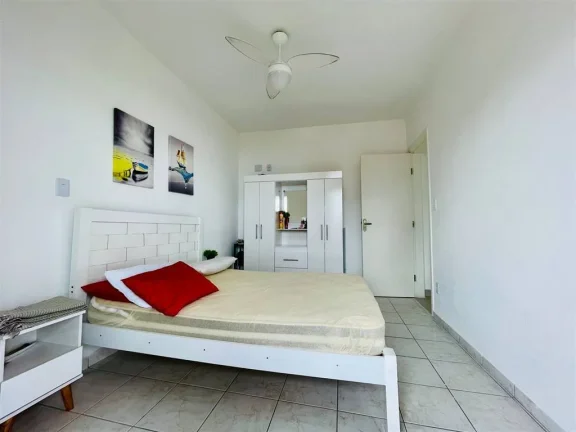 Imagem Apartamento 2 dormitórios com sacada vista mar em Praia Grande
