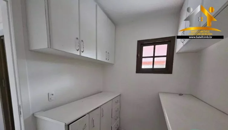 Imagem Casa à venda no condomínio Petit Village na Granja Viana - Batelli Imóveis