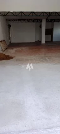 Imagem Ampla Loja de Esquina - Estuário - Santos/SP