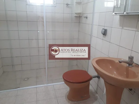 Casa à Venda no Jardim Guanhembu, SP - 2 Quartos, 2 Banheiros