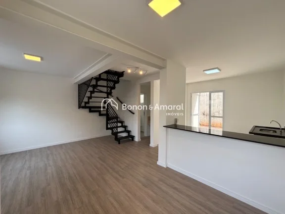 Imagem Esta encantadora casa em Valinhos conta com 3 dormitórios, sendo 1 suíte. No térreo, você encont...