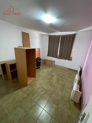 Imagem Casa Térrea - 5 Dorms - 260m².