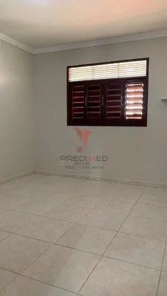 Imagem Casa em condomínio fechado em Ponta Negra, Natal. 3 Quartos,2 Suítes, varanda com jardim