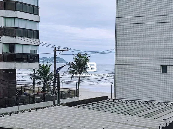 Imagem ASTÚRIAS- NA CALÇADA DA PRAIA , MARAVILHOSO APARTAMENTO , 02 VAGAS DE GARAGEM NO PRÉDIO.