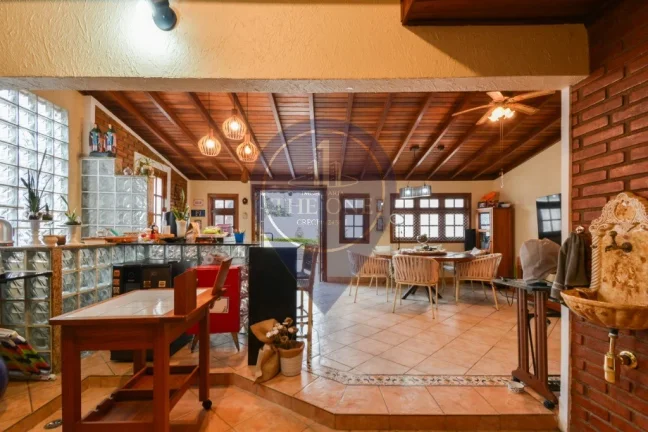 Imagem Imperdível: Casa à venda ou locação em São Paulo-SP, Cambuci! 3 quartos, 1 suíte, 2 salas, 3 banheiros, 3 vagas, 300m².