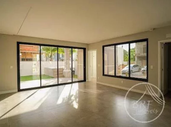 Imagem Vendo casa de alto padrão em condomínio fechado em Biguaçu (SC)