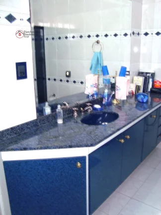 Imagem AMPLO SOBRADO A VENDA DE ALTO PADRÃO! EXCELENTE LOCALIZAÇÃO. Ao lado do Jardim Avelino e Largo da Vila Zelina, Padaria Cepam e Metrô Vila Prudente.