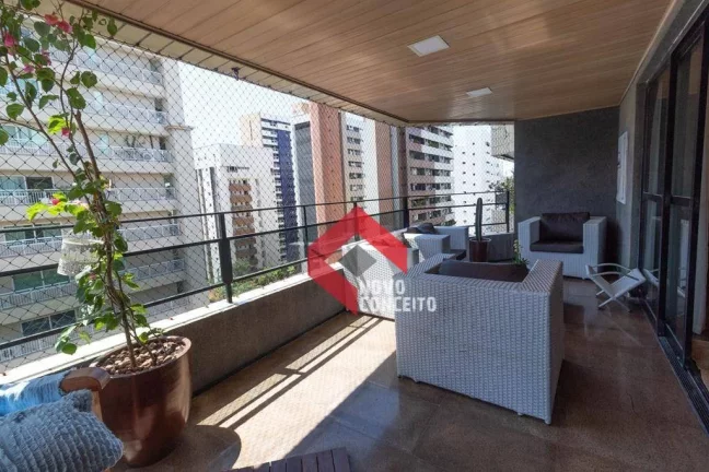 Imagem Apartamento com 3 dormitórios à venda, 226 m² por R$ 760.000,00 - Meireles - Fortaleza/CE