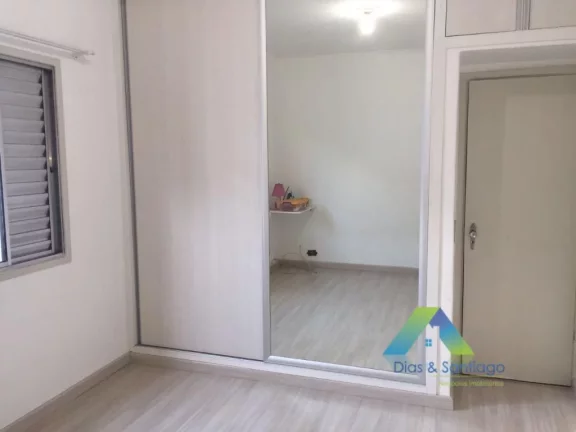 Imagem Excelente sobrado a poucos minutos da estação do metro Conceição e Jabaquara com 5 dormitórios, 2vagas excelente quintal, com ótimo valor!