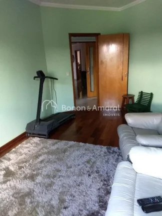 Imagem Apresentamos esta belíssima casa assobradada em um dos condomínios mais desejados de Valinhos, com...