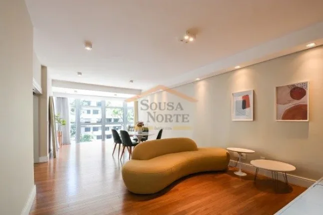 Imagem Apartamento com 141 m², com 3 dormitórios, sendo 1 suite, 2 banheiros, Imóvel amplo, bem iluminad...