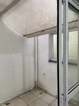Imagem Apartamento sem Condomínio 40 m² 2 Dormitórios 1 Vaga de Garagem
