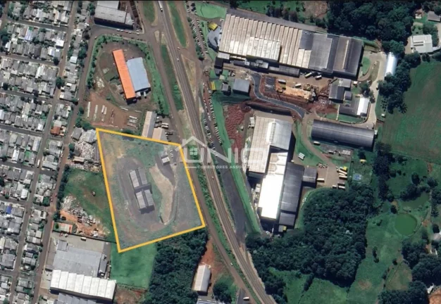 Imagem Terreno Empreendimento Comercial de Baracões - Bairro Planalto / BR 158