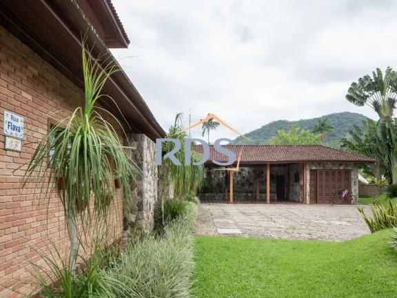 Imagem Linda casa Ubatuba p?(C) na areia ! 592m 06 suítes ! Oportunidade única