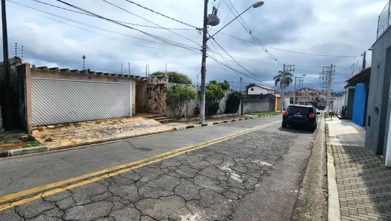 Imagem Casa com 4 dormitórios à venda, 336 m² por R$ 1.500.000 - Chácara Faggion - Suzano/SP