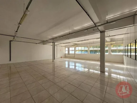 Imagem Prédio para alugar, 3700 m² por R$ 74.703,51/mês - Navegantes - Porto Alegre/RS