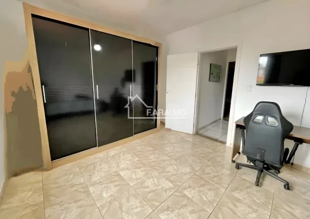 Imagem Casa à venda em Jardim Abaeté com 171m² 2 quartos, 2 vagas