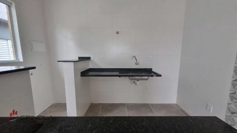 Imagem Casa com 2 dormitórios à venda, 61 m² por R$ 320.000,00 - Vila Caiçara - Praia Grande/SP