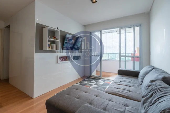 Imagem Imperdível! Apartamento à venda em São Paulo-SP, Vila Mariana. 2 quartos, 1 suíte, 2 salas, 2 banheiros, 2 vagas de garagem.