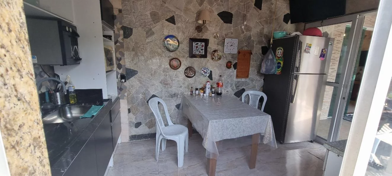 Imagem Cobertura para Venda em Rio de Janeiro, BOTAFOGO, 3 dormitórios, 1 suíte, 2 banheiros Imagem Cobertura para Venda em Rio de Janeiro, BOTAFOGO, 3 dormitórios, 1 suíte, 2 banheiros