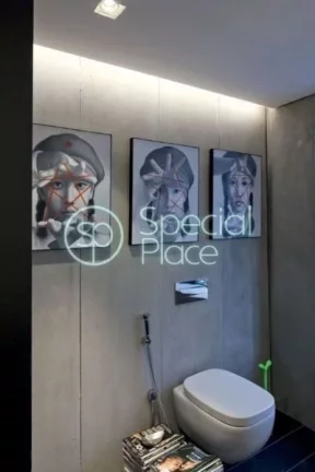 Imagem O apartamento se assemelha a uma casa, mas de um jeito absolutamente atual e urbano, com imensas por...